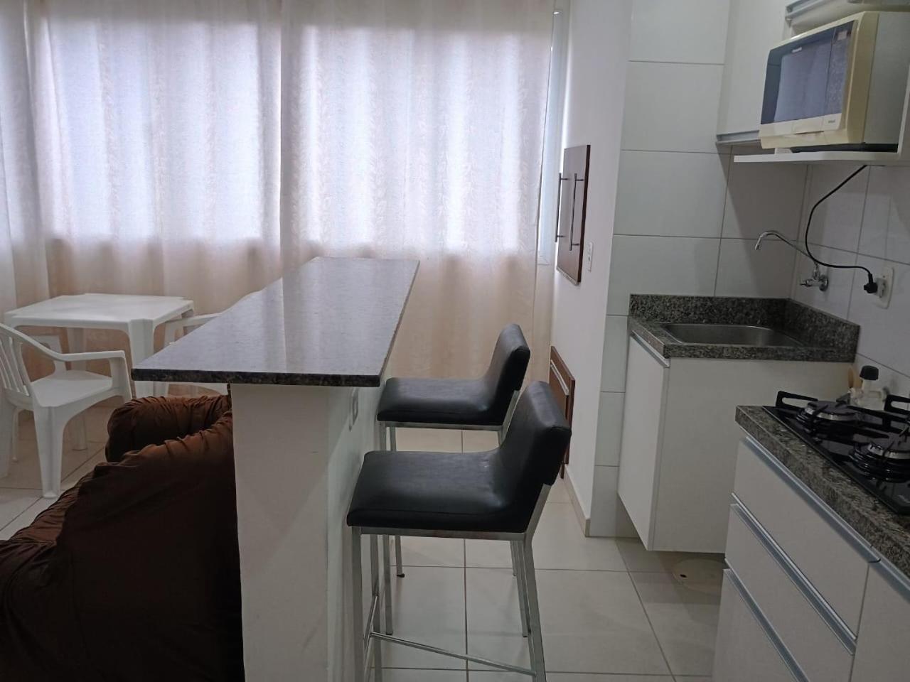 Apto12 Com Wifi Garagem E 100 Metros Da Av Brasil Apartment Passo Fundo